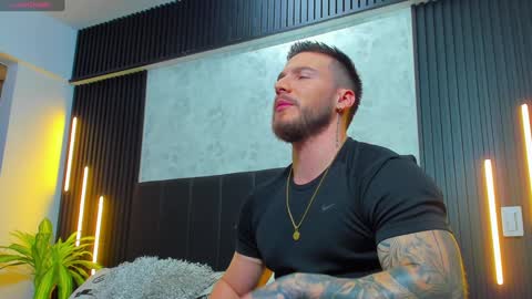 David Blakee online show from 01-22-25, 04:34