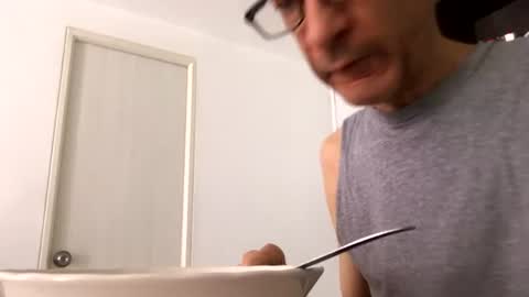 Snapshot of davidhumbee chatting on 08-01-26, 04:50 David Lucky 13 online show from 08-01-26, 04:50