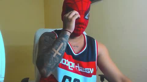 Snapshot of davidlenonn_ chatting on 11-01-25, 06:15 Lennon online show from 11-01-25, 06:15