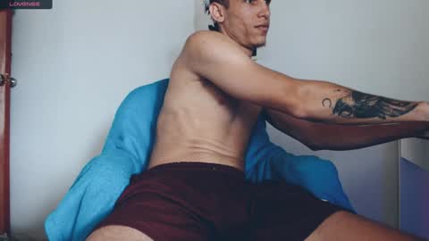 davidsalazar33 online show from 01-20-25, 08:29