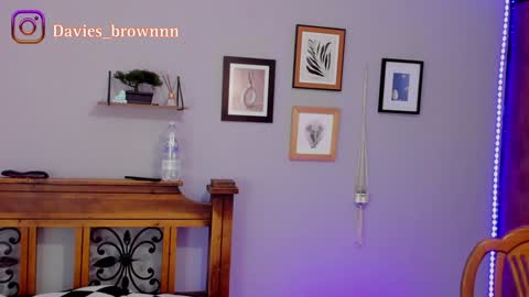 Snapshot of davies_brown chatting on 02-01-25, 12:40 Davies brown schedule 12pm to 5pm col time online show from 02-01-25, 12:40