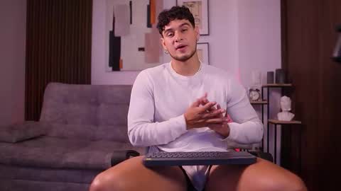 Snapshot of davies_brown chatting on 12-17-25, 08:04 Davies brown schedule 12pm to 5pm col time online show from 12-17-25, 08:04