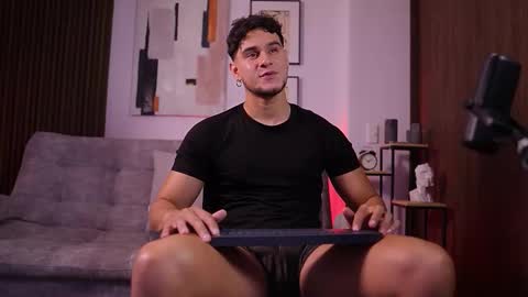 Snapshot of davies_brown chatting on 01-05-26, 10:35 Davies brown schedule 12pm to 5pm col time online show from 01-05-26, 10:35