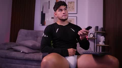 Snapshot of davies_brown chatting on 01-15-26, 10:02 Davies brown schedule 12pm to 5pm col time online show from 01-15-26, 10:02