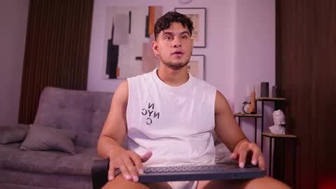 Snapshot of davies_brown chatting on 02-26-26, 09:03 Davies brown schedule 12pm to 5pm col time online show from 02-26-26, 09:03