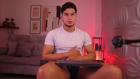 Snapshot of davies_brown chatting on 03-10-26, 08:58 Davies brown schedule 12pm to 5pm col time online show from 03-10-26, 08:58