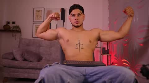 Snapshot of davies_brown chatting on 03-14-26, 09:20 Davies brown schedule 12pm to 5pm col time online show from 03-14-26, 09:20