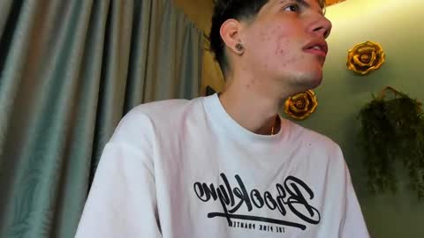 daviid_huge online show from 09-23-25, 08:28