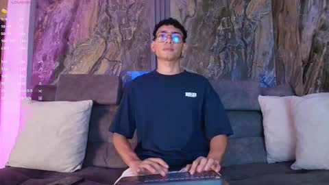 Snapshot of daviid_laid_ chatting on 03-03-26, 07:53 David online show from 03-03-26, 07:53