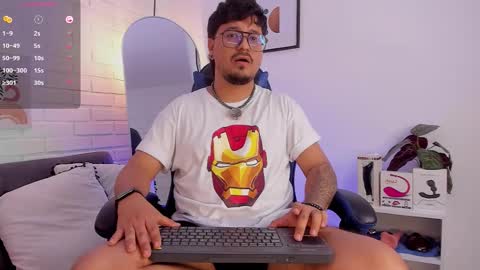 Snapshot of daviidevans chatting on 01-11-26, 04:28 David Evans online show from 01-11-26, 04:28