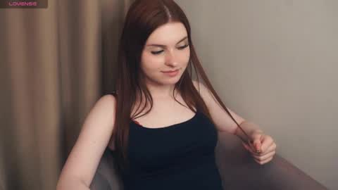 Louise online show from 05-11-26, 10:18