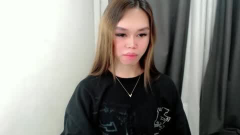 Snapshot of davinascott_03 chatting on 10-04-25, 10:41 Davina online show from 10-04-25, 10:41