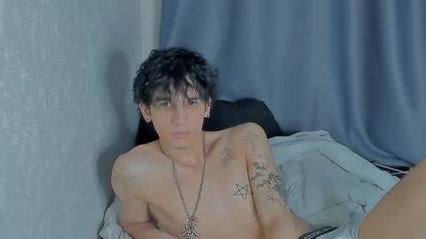 Snapshot of davisross chatting on 11-21-25, 10:08 davis online show from 11-21-25, 10:08