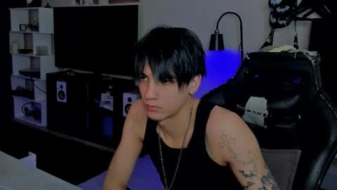 Snapshot of davisross chatting on 02-03-26, 09:09 davis online show from 02-03-26, 09:09