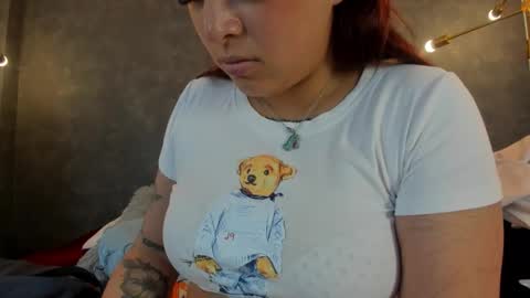 Snapshot of dawa_angels chatting on 10-21-25, 05:41 DAWA ANGELS online show from 10-21-25, 05:41