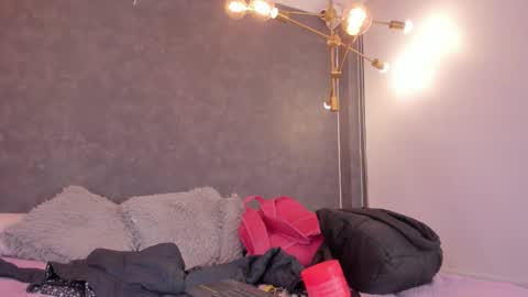 DAWA ANGELS online show from 11-13-25, 05:28