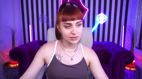 DawnGwin      Sasha online show from 06-08-26, 01:00