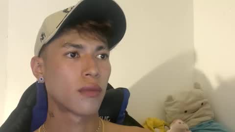 Snapshot of daxonreyy_ chatting on 03-22-26, 06:50 Daxon online show from 03-22-26, 06:50