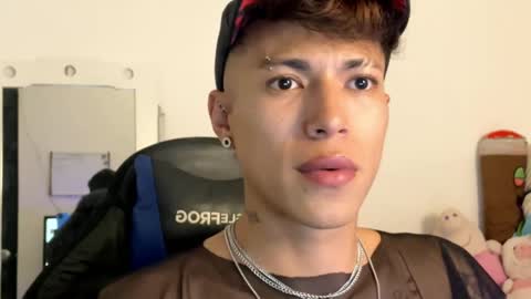 Snapshot of daxonreyy_ chatting on 05-31-26, 07:59 Daxon online show from 05-31-26, 07:59