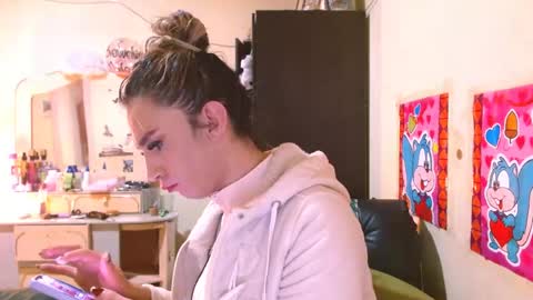 dayanna_01_ online show from 04-16-26, 01:45