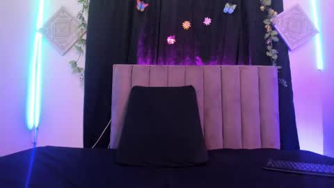 dayanroux online show from 10-07-25, 01:08