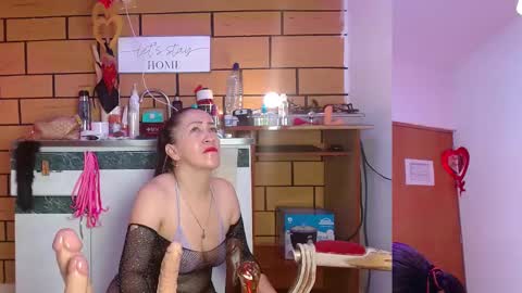 Snapshot of dayla_grey chatting on 03-07-25, 12:45 Dayla online show from 03-07-25, 12:45