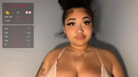 dayqueen1 online show from 04-04-26, 12:24