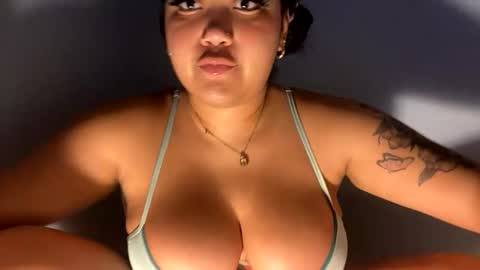 dayqueen1 online show from 04-26-26, 08:56