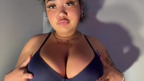 dayqueen1 online show from 06-26-26, 11:14