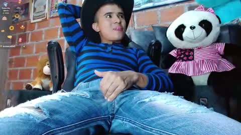 dayro_dduran online show from 03-07-26, 07:44