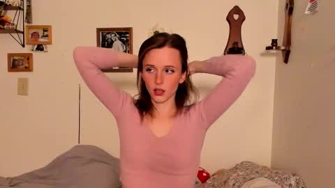 Snapshot of days_y chatting on 11-25-25, 02:06 days_y online show from 11-25-25, 02:06