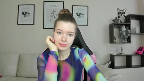 Snapshot of dazdrasmigdasue chatting on 01-28-25, 12:11 dazdrasmigdasue online show from 01-28-25, 12:11