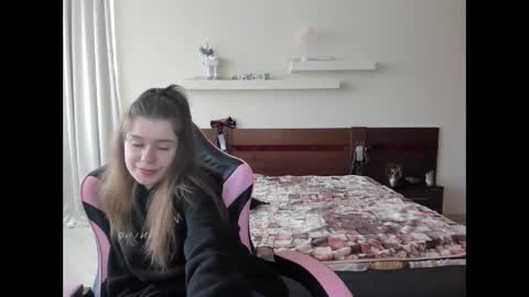 Snapshot of dazdrasmigdasue chatting on 02-07-25, 11:12 dazdrasmigdasue online show from 02-07-25, 11:12