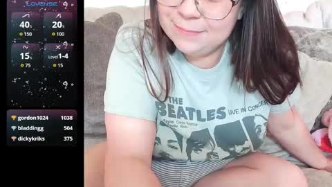 Snapshot of dazeddesty_ chatting on 01-17-26, 05:05 Dazeddesty online show from 01-17-26, 05:05