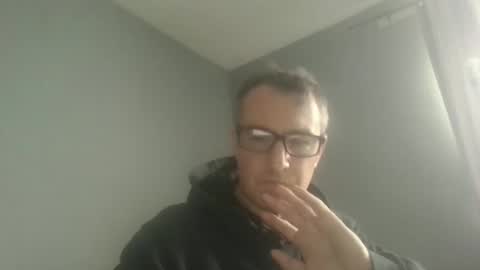 Snapshot of dazzill chatting on 02-17-26, 02:57 Dazzill online show from 02-17-26, 02:57