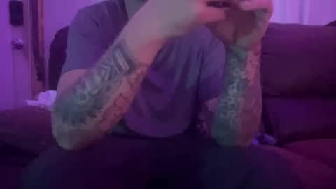 Snapshot of dcwells1992 chatting on 10-28-25, 10:08 dcwells1992 online show from 10-28-25, 10:08