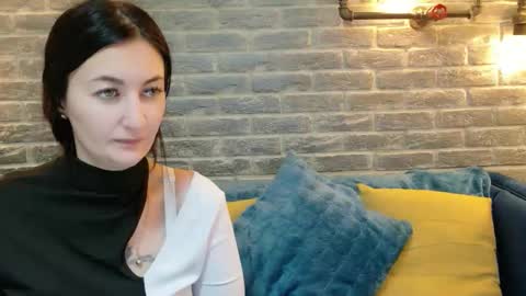 Snapshot of dd__shari chatting on 02-17-26, 05:26 Shari online show from 02-17-26, 05:26