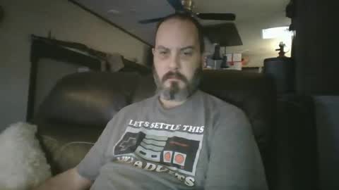 Snapshot of ddboobman chatting on 01-09-25, 10:52 want girl to play with me online show from 01-09-25, 10:52