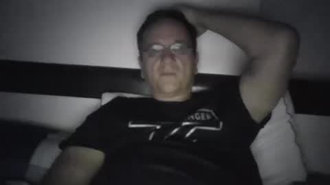 Play with me while I watch you german handsome squirtlover love small girls small tits big clit cut c2c shaved online show from 05-25-26, 11:44