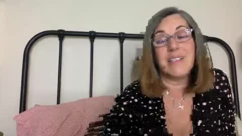 Snapshot of ddmolly chatting on 04-09-26, 03:17 DDMolly online show from 04-09-26, 03:17