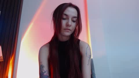 Snapshot of dead_girll chatting on 09-17-25, 09:49 freak online show from 09-17-25, 09:49