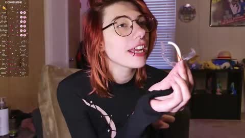 Snapshot of deadratsoup chatting on 12-16-25, 06:13 Rat online show from 12-16-25, 06:13