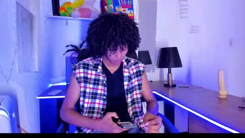 Snapshot of deamon_devil chatting on 11-25-25, 07:03 deamon_devil online show from 11-25-25, 07:03