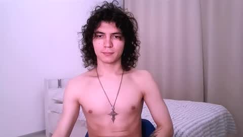 Snapshot of dean_raven chatting on 12-15-25, 07:23 dean_raven online show from 12-15-25, 07:23