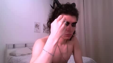 Snapshot of dean_raven chatting on 12-19-25, 03:24 dean_raven online show from 12-19-25, 03:24