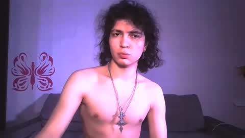 Snapshot of dean_raven chatting on 01-11-26, 04:06 dean_raven online show from 01-11-26, 04:06