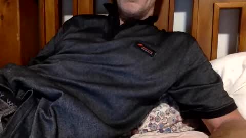 deanofflove2210 online show from 03-10-25, 01:12