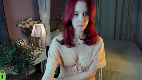 Snapshot of dearly_emily chatting on 12-01-25, 05:18 Emily GMT2 Mon 10 AM - 4 PM Wed 10 AM - 4 PM Thu 10 AM - 4 PM Fri 10 AM - 4 PM Sat 10 AM - 4 PM online show from 12-01-25, 05:18