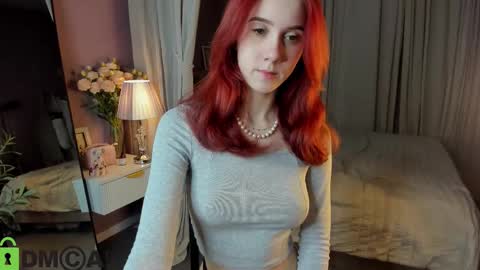 Snapshot of dearly_emily chatting on 02-20-26, 05:24 Emily GMT2 Mon 10 AM - 4 PM Wed 10 AM - 4 PM Thu 10 AM - 4 PM Fri 10 AM - 4 PM Sat 10 AM - 4 PM online show from 02-20-26, 05:24