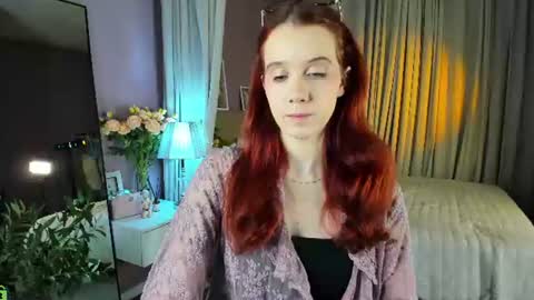 Snapshot of dearly_emily chatting on 07-04-26, 05:19 Emily GMT2 Mon 10 AM - 4 PM Wed 10 AM - 4 PM Thu 10 AM - 4 PM Fri 10 AM - 4 PM Sat 10 AM - 4 PM online show from 07-04-26, 05:19